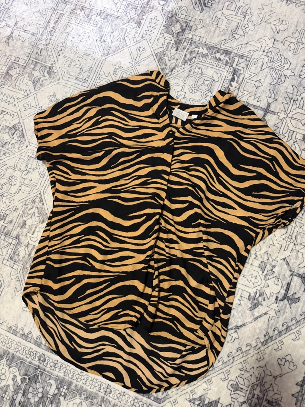 Violet & Claire Black and Tan Zebra Print Short Sleeve Blouse
